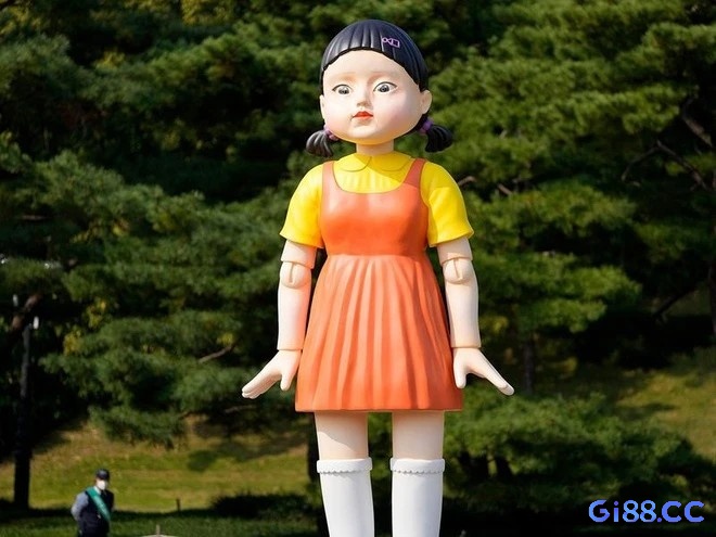 Ngủ mơ thấy búp bê ma cho thấy bạn đang thiếu tự tin và lo lắng về quá khứ