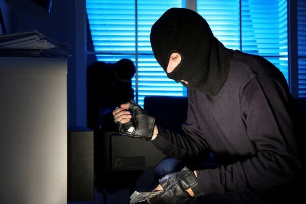 Nằm mơ thấy ăn trộm đánh số mấy thu hút may mắn và tài lộc