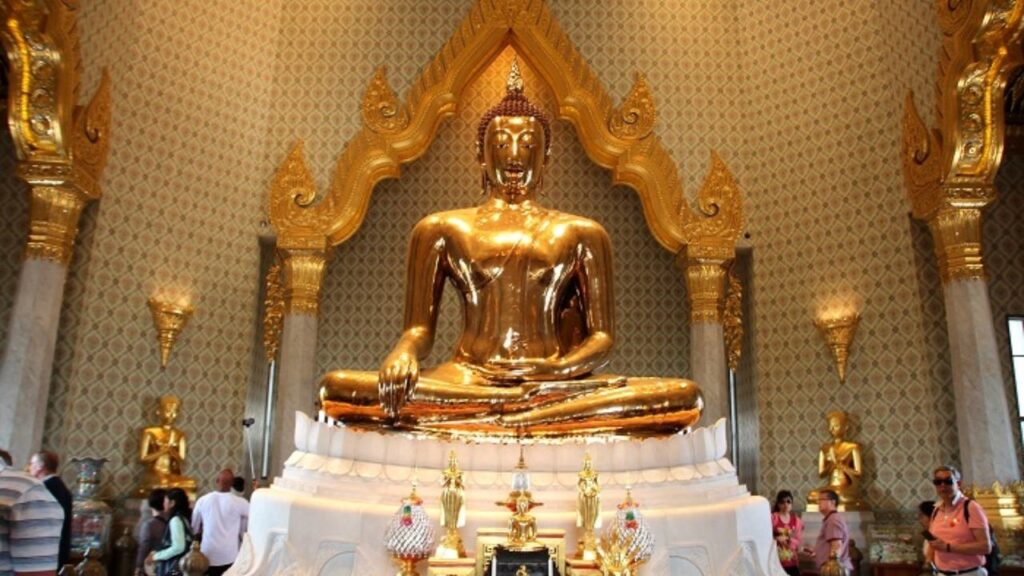 Nằm mơ thấy vàng đánh số gì? Giải mã ý nghĩa giấc mơ