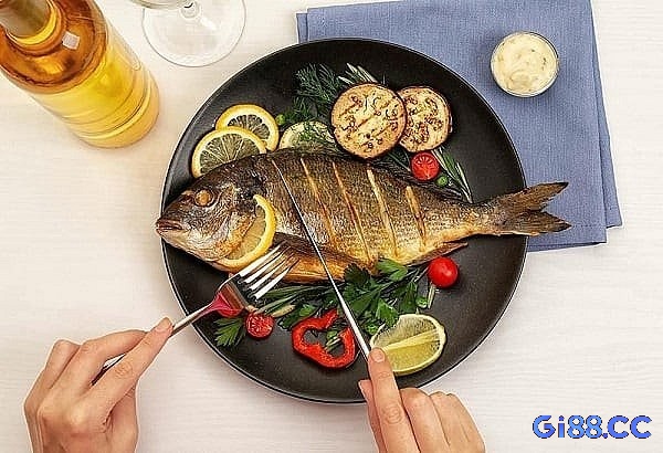 Ghi nhớ giải mộng giấc mơ thấy cá để chuẩn bị cho tương lai 