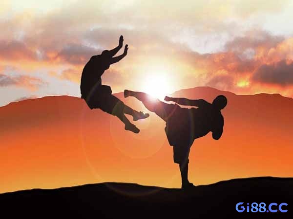 Hình ảnh người bị đánh, thể hiện cảm giác bất lực và bị áp bức