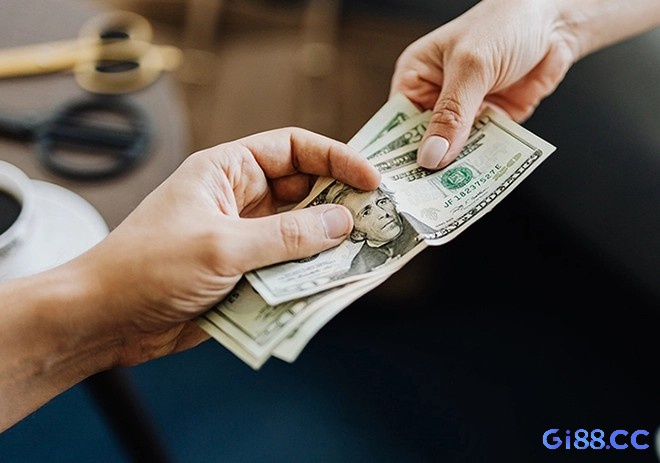 Số tiền trong giấc mơ cho tiền cũng biểu thị nhiều ý nghĩa khác nhau