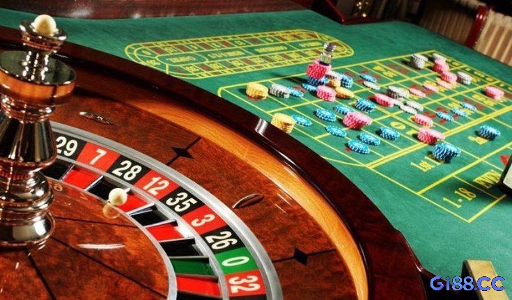 Roulette Châu Âu có các cược đặc biệt như Voisins du Zero và Tiers du Cylindre, bao phủ nhiều số trên bánh xe